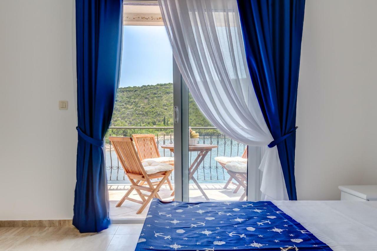 Villa San Apartments Tivat Ngoại thất bức ảnh