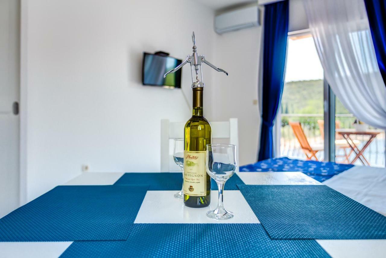 Villa San Apartments Tivat Ngoại thất bức ảnh