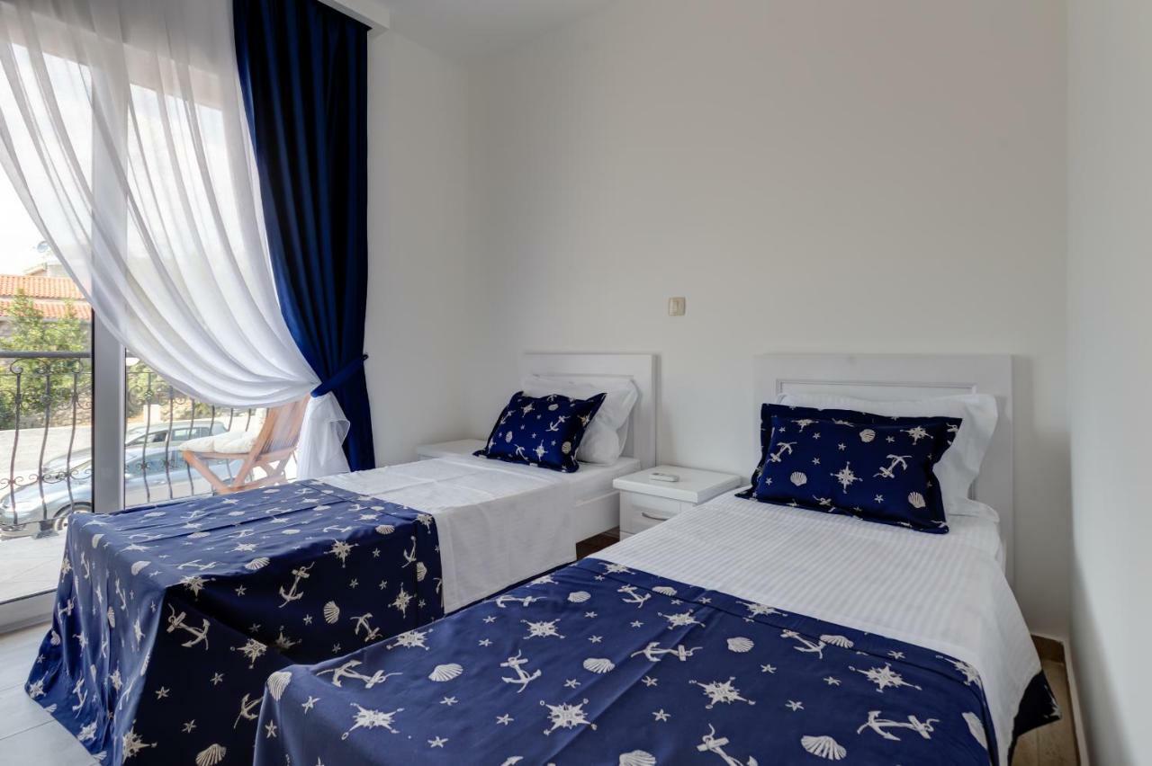 Villa San Apartments Tivat Ngoại thất bức ảnh